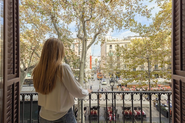 Arc la Rambla property photograph